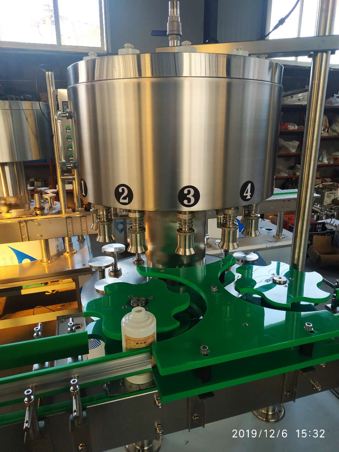 GCP-12A高精度電子調(diào)量灌裝機(jī)